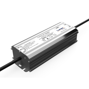 Fonte de Tensão 12V 8,33A - 100W